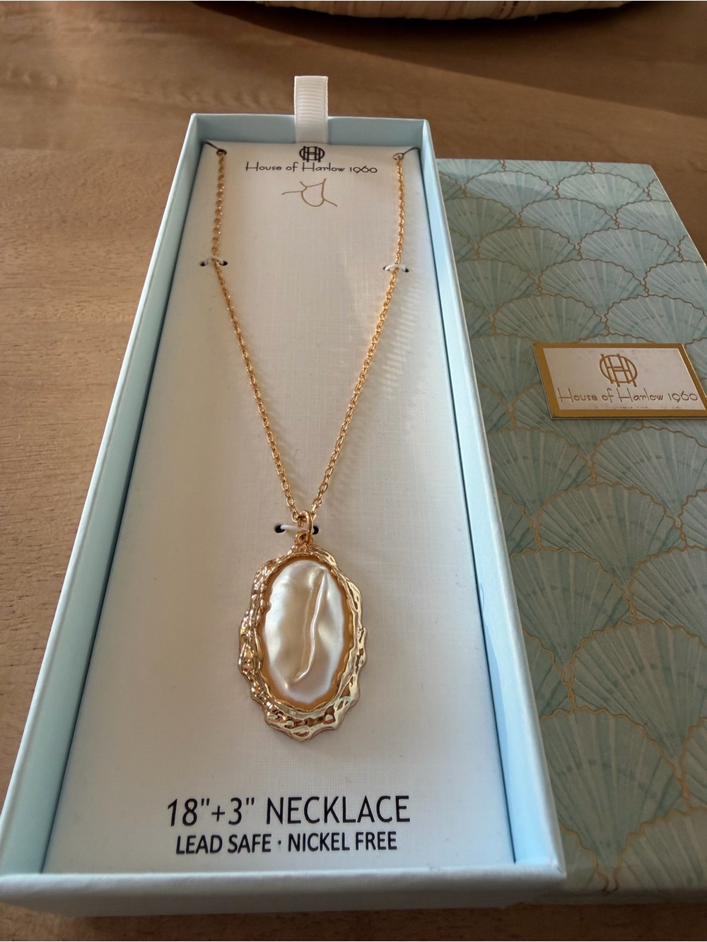 House of Harlow 1960 Gold Necklace with Pearl-Effect Pendant - Picture 1 of 7